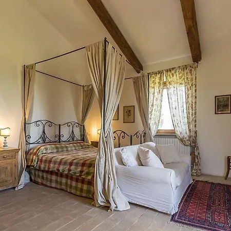 Villa Sleeps 15 With Pool And Air Con *