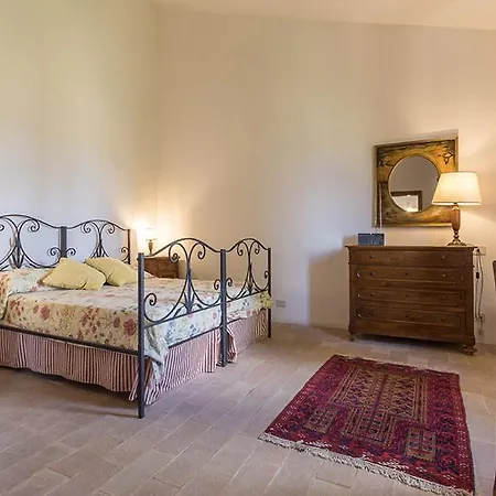 Villa Sleeps 15 With Pool And Air Con Orvieto