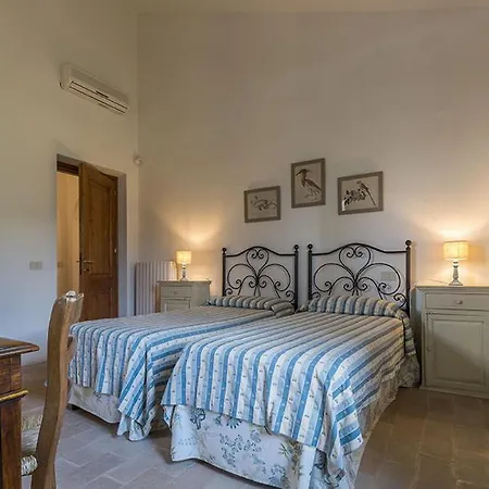 Villa Sleeps 15 With Pool And Air Con *