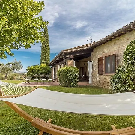 Sleeps 15 With Pool And Air Con Villa *